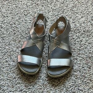 Ecco Metallic Silver Cross-Strap Ankle Sandals